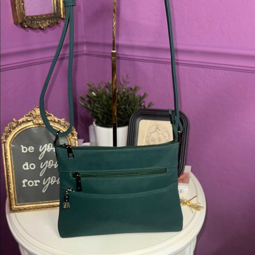 Modern Green Crossbody Bag with Leather-like Finish